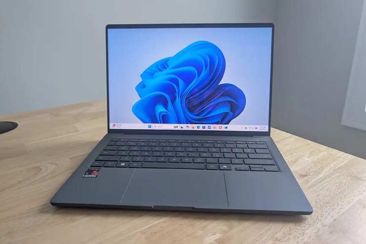 Nhiều người dùng bắt đầu thích laptop vỏ nhựa hơn kim loại - 3