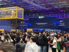 Đông nghịt khách tham quan GameVerse 2026 - Ngày hội Game Việt Nam