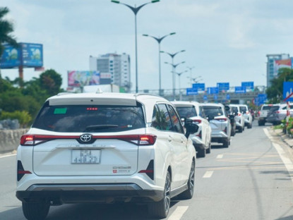Thông tin doanh nghiệp - Dẫn đầu hai phân khúc “ăn khách”, Veloz Cross và Yaris Cross tiếp tục gây sức ép lên đối thủ