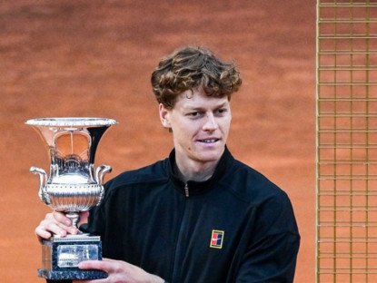 Thể thao - Sinner hoàn tất bộ sưu tập danh hiệu đặc biệt nhất lịch sử, được Djokovic chúc mừng