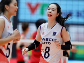 Bóng chuyền nữ đỉnh cao: Đội Thanh Thúy thua bất ngờ, kịch tính tranh vé bán kết