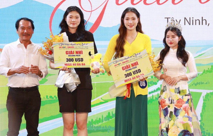 "Chân dài" Lan Vy giành Hoa khôi cúp bóng chuyền VTV, bất ngờ gặp sự cố hy hữu - 14