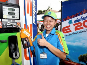 Các nước đã chuyển qua xăng E10 từ bao giờ?