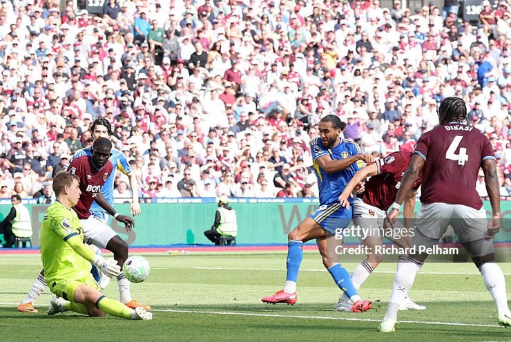 Video bóng đá West Ham - Leeds: 3 điểm không giữ nổi suất trụ hạng (Ngoại hạng Anh) - 1