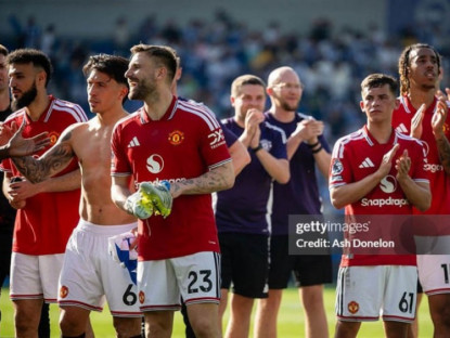 Thể thao - Tin mới nhất bóng đá sáng 25/5: Luke Shaw lần đầu đá chính đủ 38 trận Ngoại hạng Anh