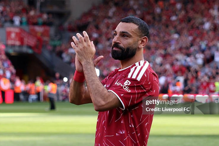 Ngoại hạng Anh hạ màn: Fernandes phá kỷ lục của De Bruyne, Salah & Pep bật khóc nức nở - 2