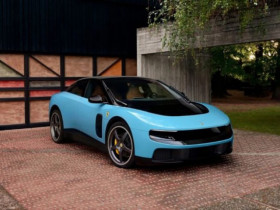Ferrari trình làng siêu xe điện mạnh 1.035 mã lực, giá gần 16 tỷ đồng