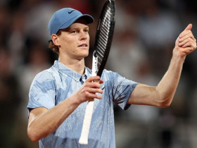Nóng nhất thể thao trưa 27/5: Sinner sánh vai Federer, Nadal và Djokovic