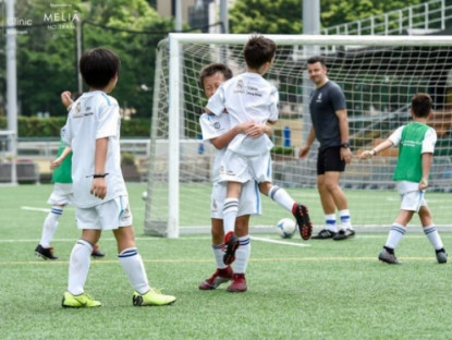 Thông tin doanh nghiệp - Meliá Hồ Tràm hợp tác chính thức cùng Real Madrid Foundation mang đến buổi huấn luyện bóng đá dành cho các bé dịp hè