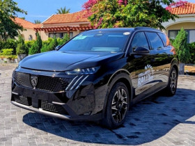 Bộ đôi Peugeot 3008 & 5008 thế hệ mới có mặt tại Việt Nam