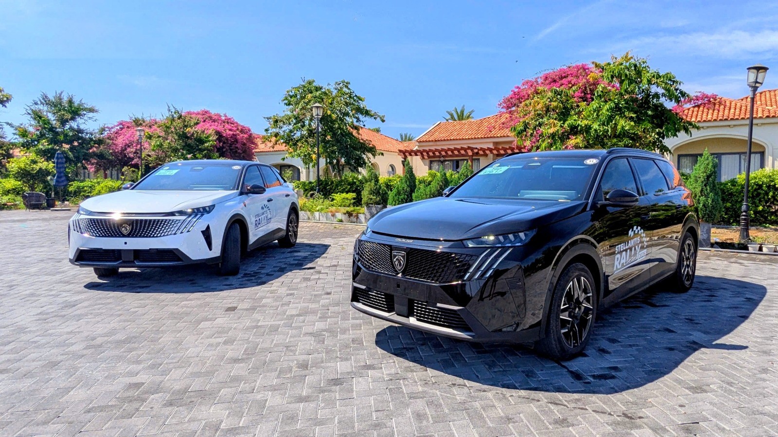 Bộ đôi Peugeot 3008 & 5008 thế hệ mới có mặt tại Việt Nam - 1