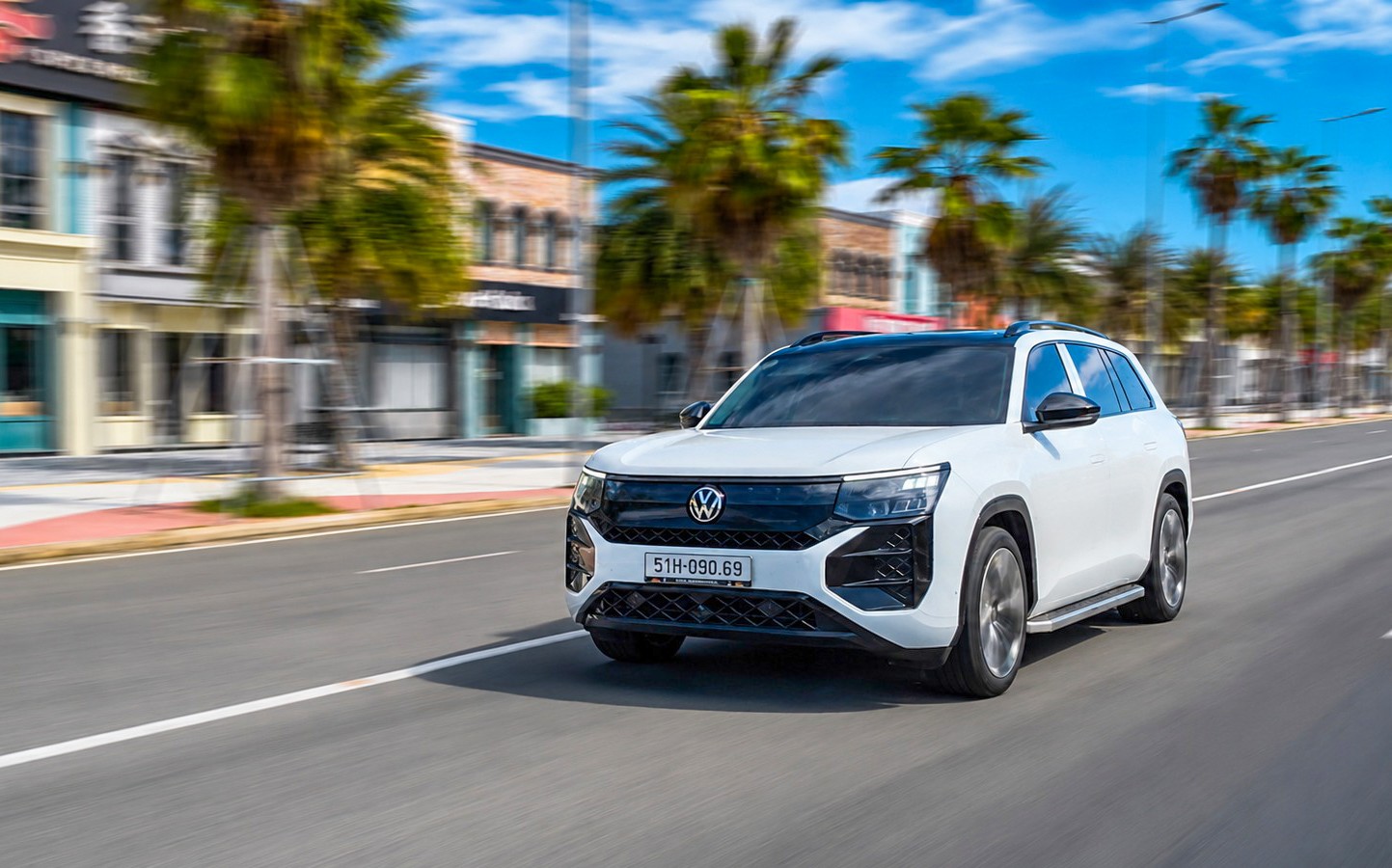Volkswagen Teramont Pro mẫu SUV dành cho những chuyến đi dài - 4