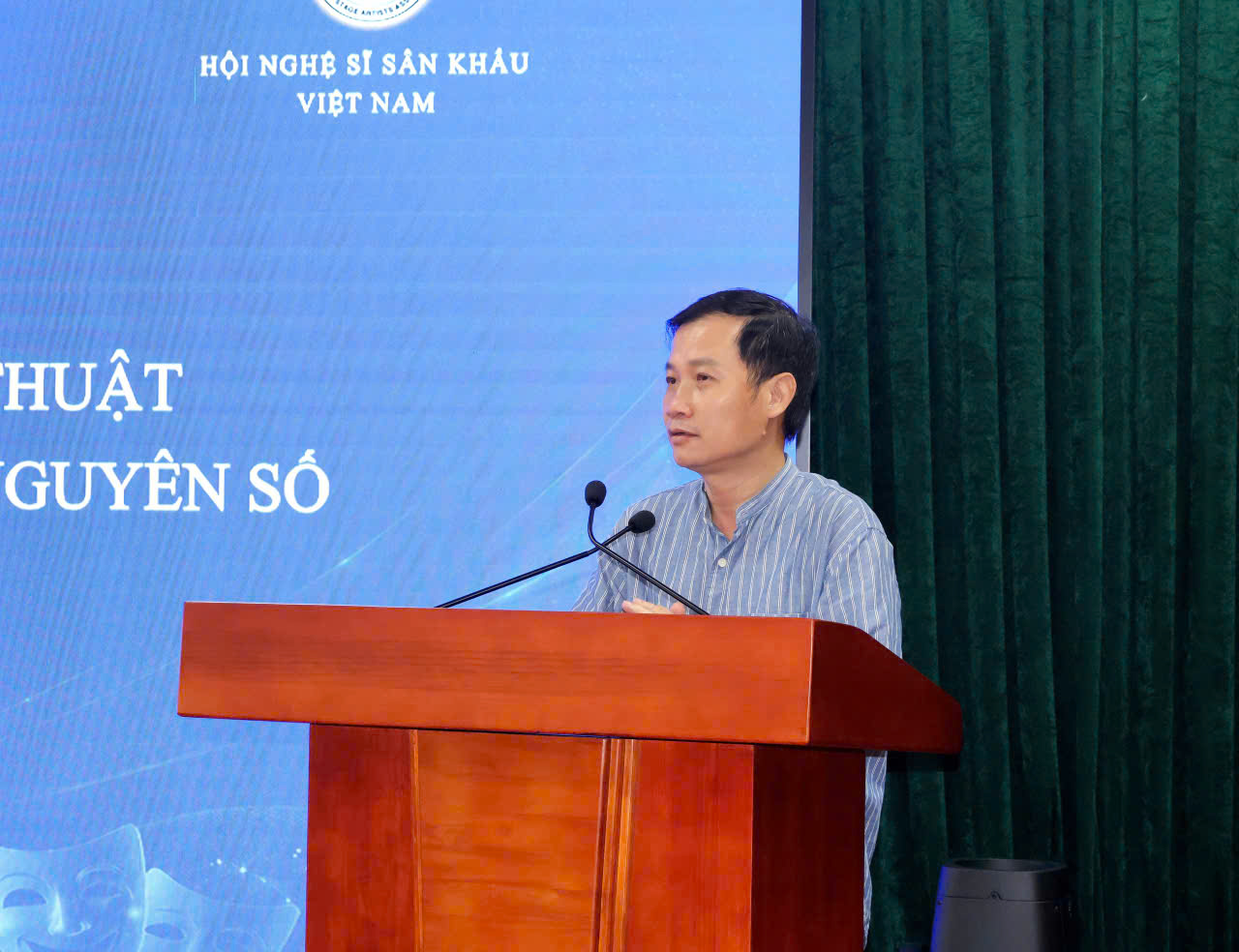 Bảo vệ giá trị chân chính của nghệ thuật trong thời kỷ nguyên số - 10