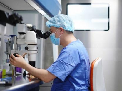 Thông tin doanh nghiệp - IVF &amp; sàng lọc phôi: giải pháp cho gia đình mang bệnh lý di truyền