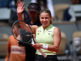 Tennis đỉnh cao Roland Garros: Chwalinska tiếp tục hành trình trong mơ