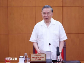 Tổng Bí thư, Chủ tịch nước Tô Lâm: Không để xã hội giàu lên về vật chất nhưng nghèo đi về văn hóa, đạo đức và các giá trị nhân văn