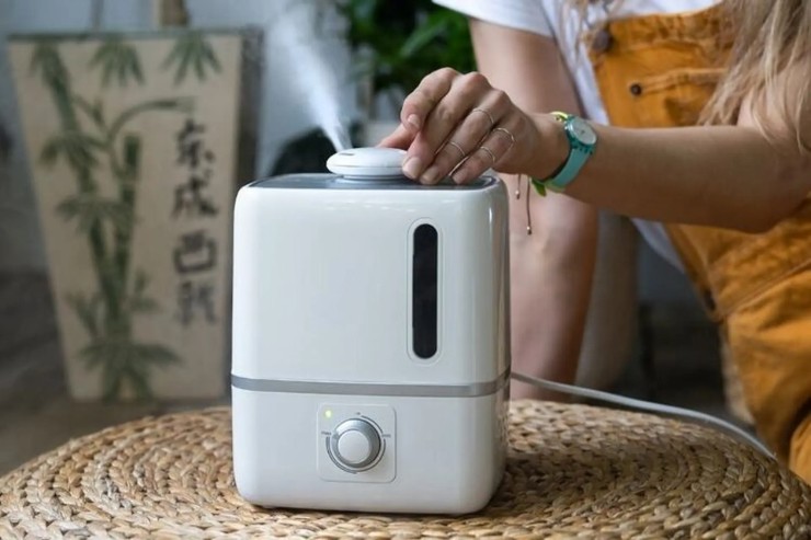 3 vật dụng nên có trong phòng khi bật điều hòa mùa nắng nóng - 2