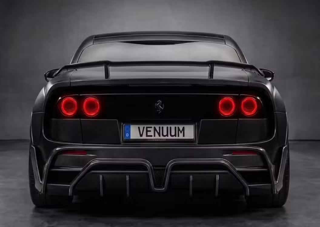 Vừa ra mắt siêu xe điện Ferrari Luce đã có bản độ hầm hố - 6