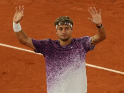 Thể thao - Nóng nhất thể thao sáng 6/6: Đối thủ rút lui, Cobolli hẹn Zverev ở chung kết Roland Garros