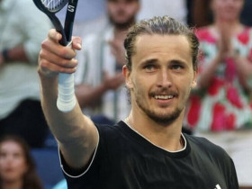 Zverez trống rỗng suy tư, hết cách bao biện nếu lại lỡ cúp Roland Garros