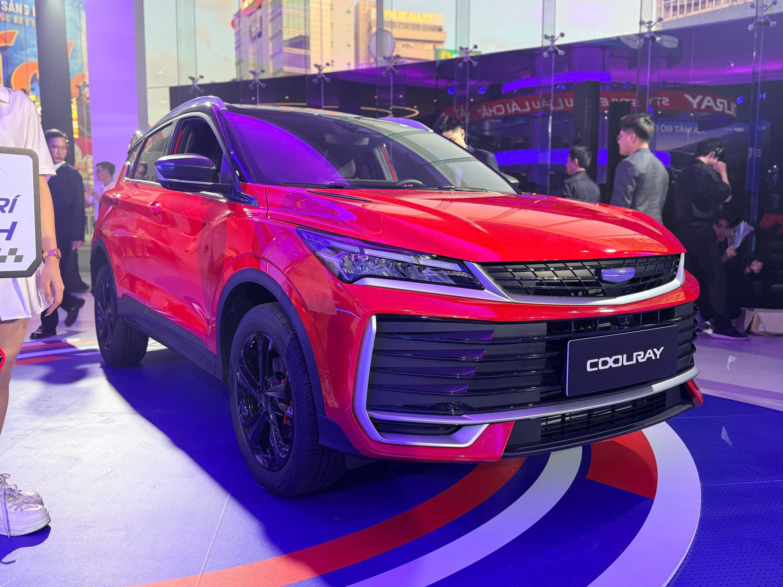 Chi tiết mẫu xe Geely Coolray bản nâng cấp mới đầu tiên về Việt Nam - 1