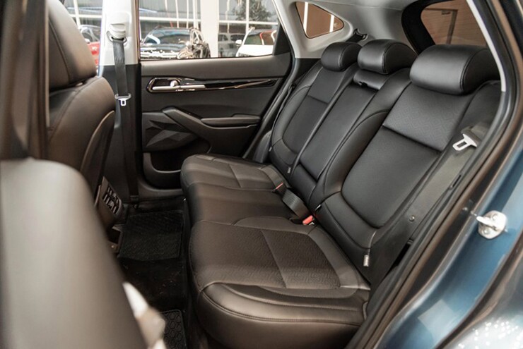 Kia Seltos giảm mạnh xuống mức ngang giá sedan hạng B - 3