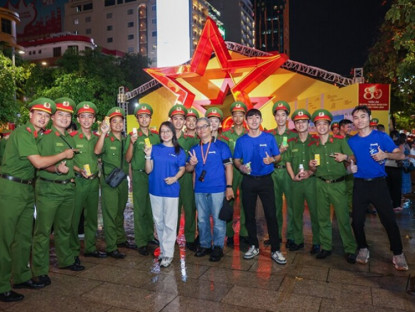 Thông tin doanh nghiệp - Vinamilk mang đến những trạm tiếp năng lượng giữa Gala “Tổ quốc bình yên”
