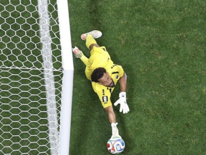 Công nghệ - 1 ngày sau trận ra quân World Cup 2026, thủ môn Vozinha vượt 10 triệu lượt theo dõi trên MXH