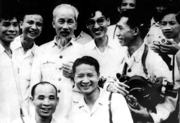 Chủ tịch Hồ Chí Minh với nền báo chí cách mạng Việt Nam  - 3