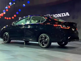 Mẫu sedan từng làm khó Toyota Vios vừa được nâng cấp mạnh tay