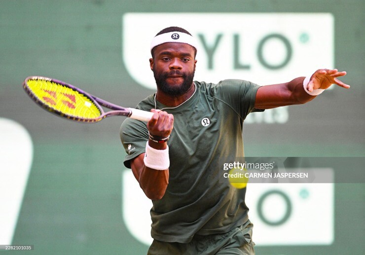 Hấp dẫn chung kết tennis ATP, WTA: Tiafoe đăng quang, đi vào lịch sử Halle Open - 1