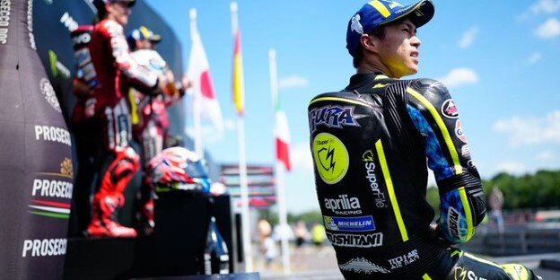 Đua xe MotoGP, Czechia GP: Tay lái Aprilia tạo hình ảnh "xấu chơi", đua vô địch mở toang với Ducati - 4