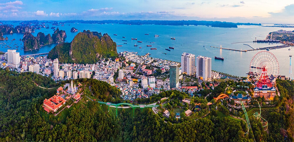 10 năm có một lần: Sun World Ha Long tặng hàng chục nghìn phần quà và ưu đãi đặc biệt chơi 3 công viên hai ngày liên tiếp, giá chỉ từ 400.000 đồng - 1