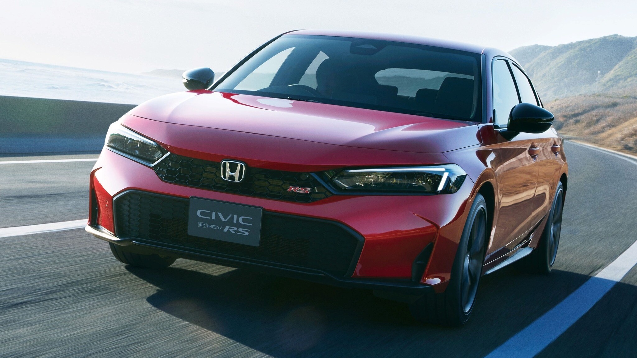Honda Civic phiên bản hatchback có giá từ 643 triệu đồng - 1