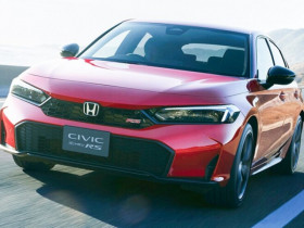 Honda Civic phiên bản hatchback có giá từ 643 triệu đồng