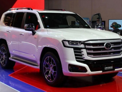 Giao thông - Toyota Land Cruiser Hybrid chốt giá gần 3 tỷ đồng, dự kiến về Việt Nam cuối năm