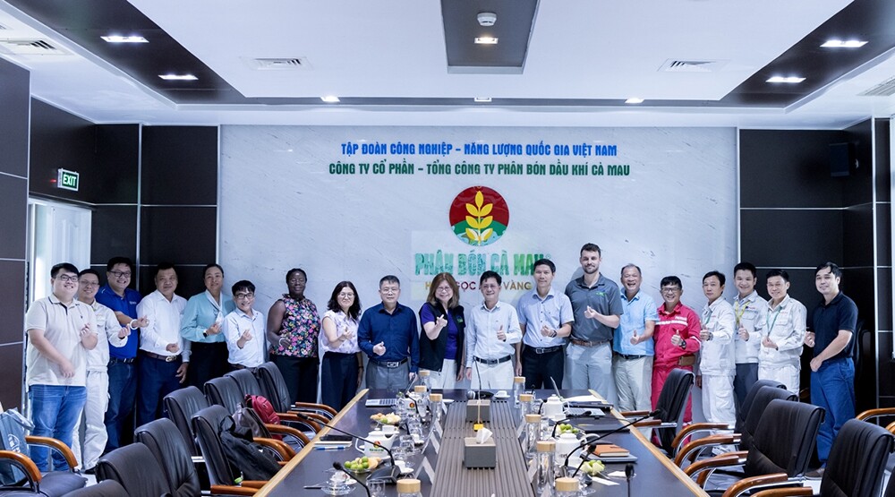 Phân Bón Cà Mau ghi dấu ấn với đoàn chuyên gia USDA và IRRI - 1