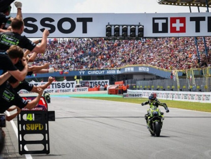 Thể thao - Đua xe MotoGP, Dutch GP: “Chiến binh samurai” Ogura chiến thắng đầy cảm xúc, mở toang cuộc đua vô địch