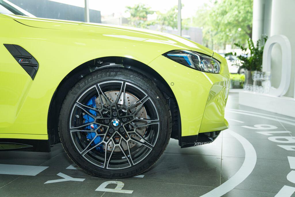 BMW M4 Competition màu sơn độc, giá hơn 5,6 tỷ đồng - 3
