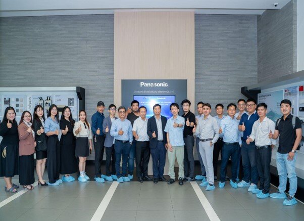 Việt Nam Solar cùng đối tác tham quan nhà máy Panasonic - 2