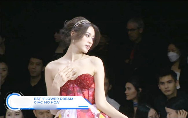 Người đẹp Kiên Giang gặp sự cố váy áo, chỉnh sửa luôn trên thảm đỏ đang livestream - 5