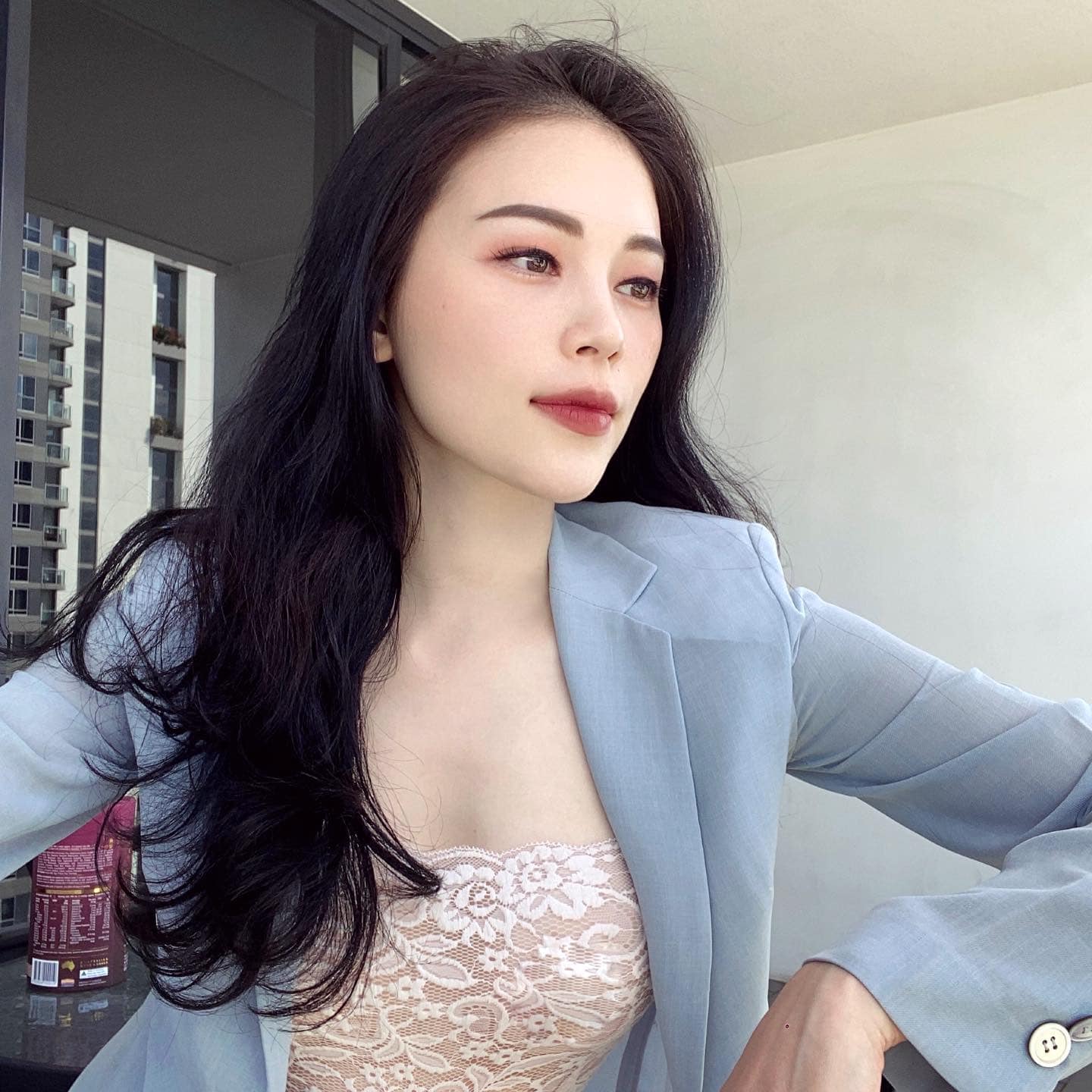 Hot girl Hà thành và con trai &#34;Vua hàng hiệu&#34; Johnathan Hạnh Nguyễn lộ dấu vết bất ngờ - 5