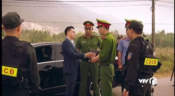 Đời tư trái ngược của hai nam thần chịu khó “ngồi tù” nhiều nhất màn ảnh Việt - 4