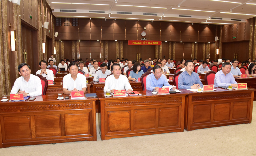 Hà Nội cần tiếp tục đẩy mạnh cơ cấu lại kinh tế gắn với đổi mới mô hình tăng trưởng - 1