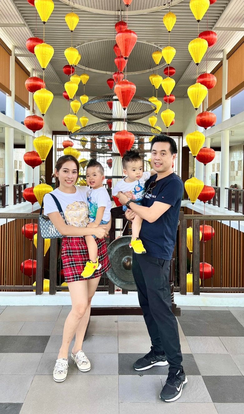 Dương Khắc Linh làm bố tuổi 40: Sợ cảnh con lớn bố siêu già, tìm biện pháp kéo dài tuổi trẻ vì con - 3