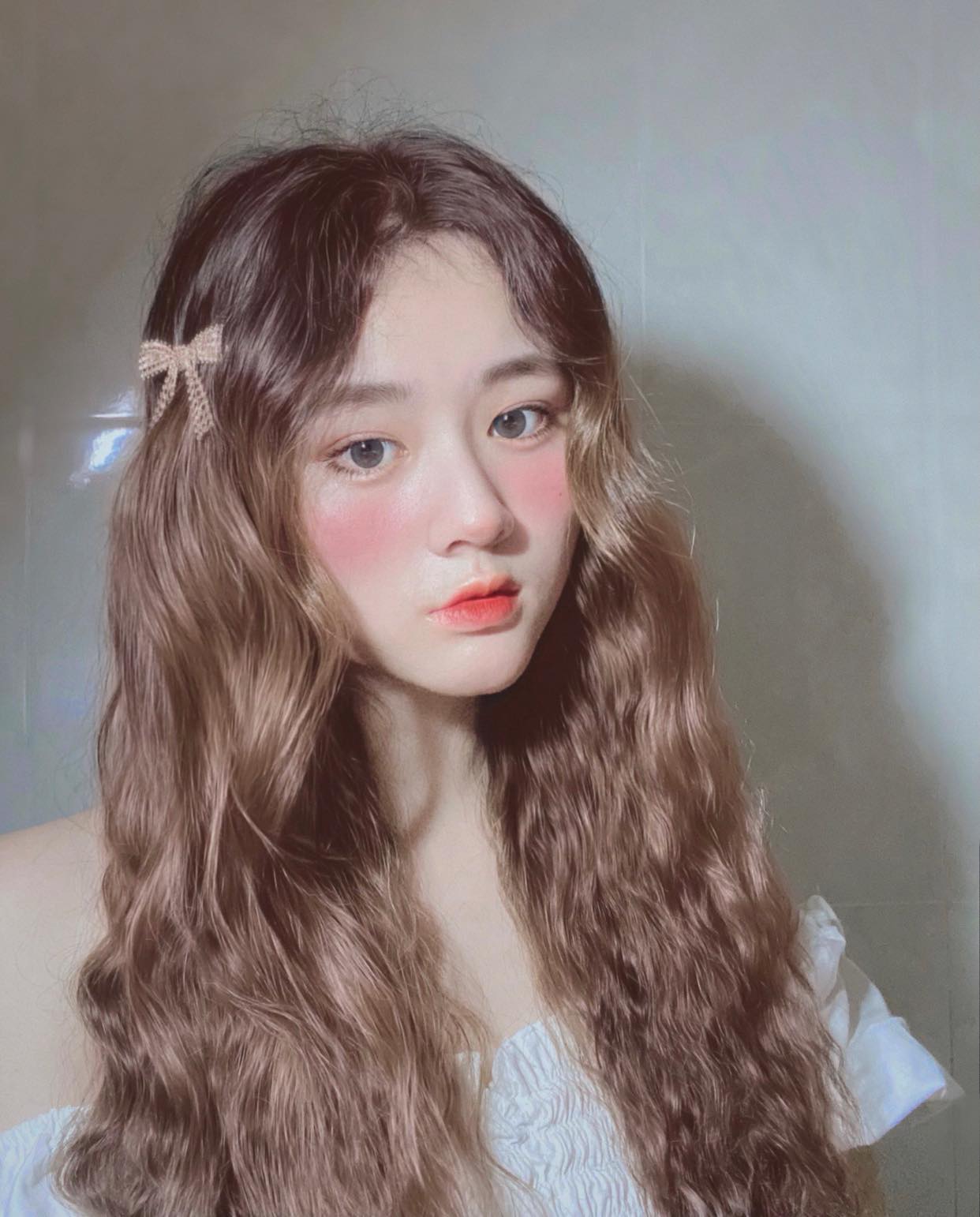 Nữ sinh ngành Tiếp viên hàng không thích mặc phong cách &#34;nàng thơ&#34; - 1