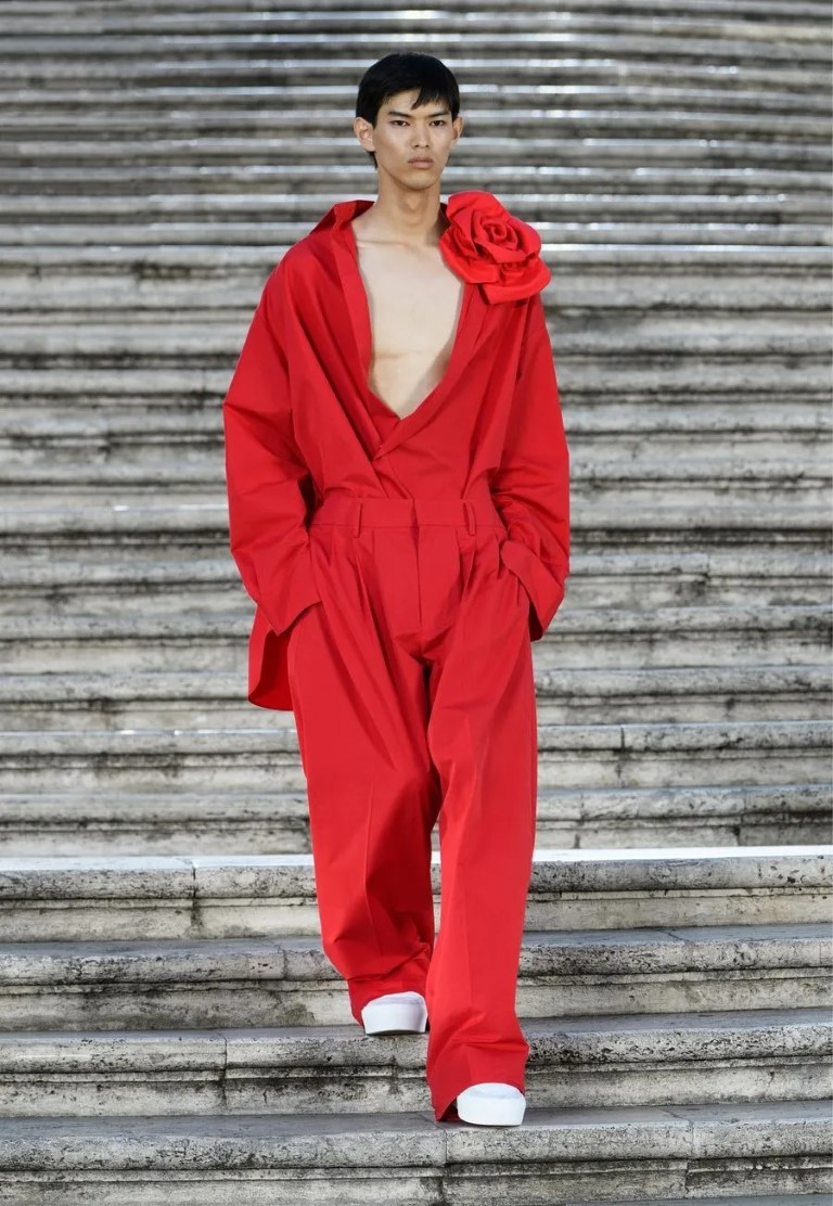 Valentino chọn Rome cho bộ sưu tập Haute Couture Thu Đông 2022 - 11