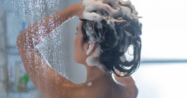 6 loại lá tắm tốt cho mẹ sau sinh, giúp cơ thể thơm tho và tránh viêm nhiễm - 1