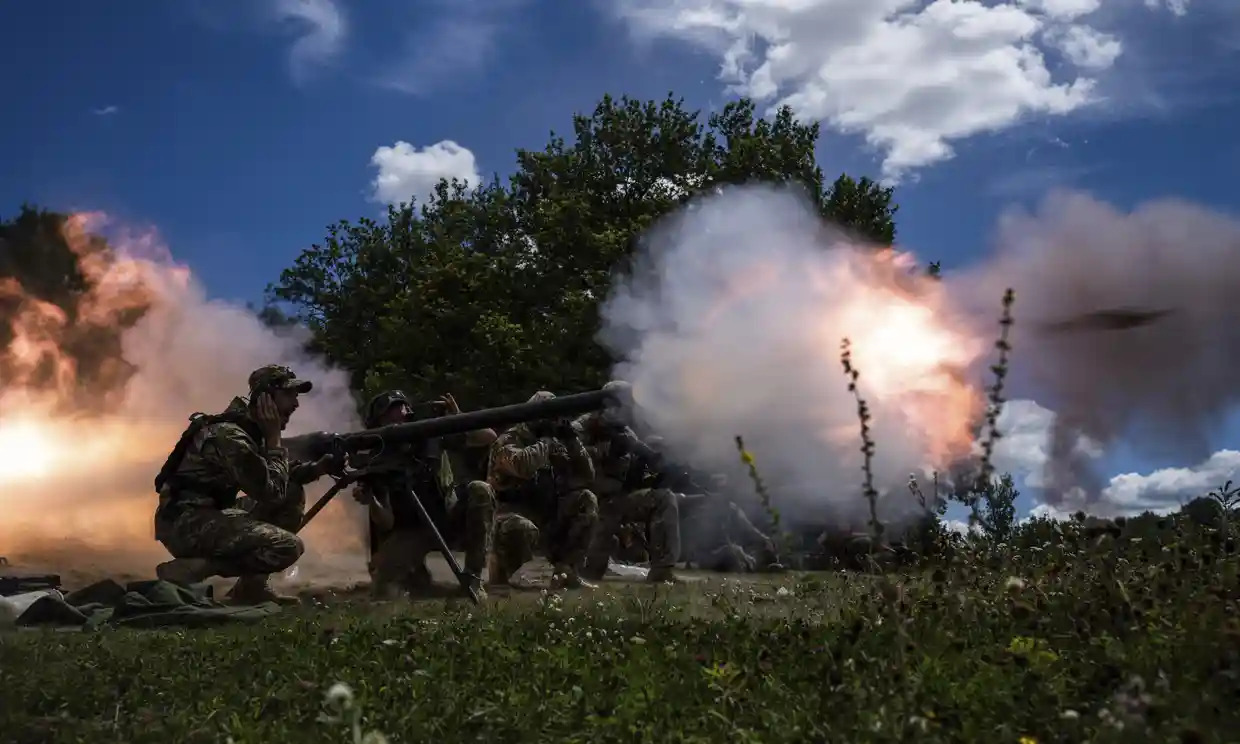 Ukraine nói sẵn sàng trở thành nơi thử vũ khí phương Tây - 1