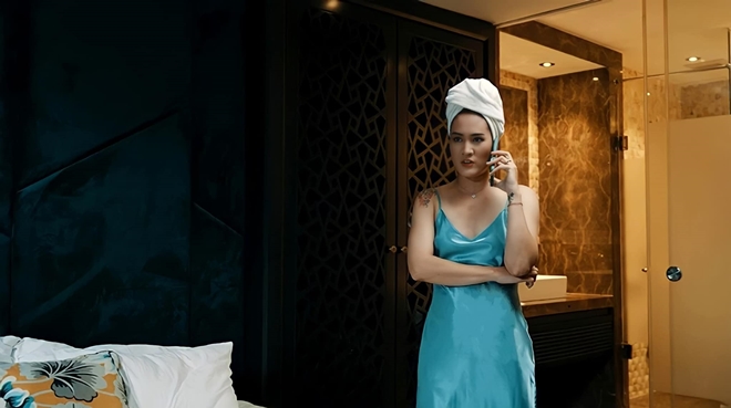 &#34;Vợ ông trùm kit test phim Việt&#34; mặc váy ngủ có gợi cảm hơn dàn mỹ nhân này? - 1
